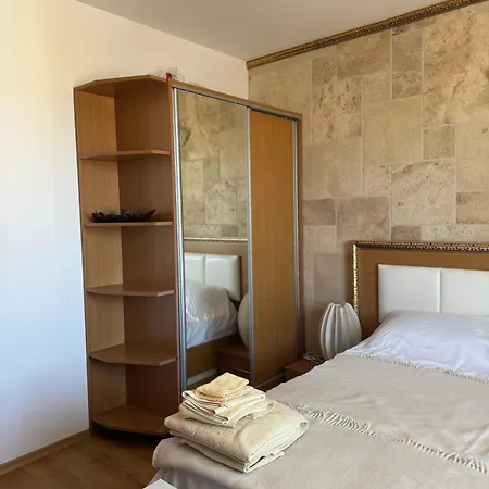 Apartament Sweet Homes 2 *